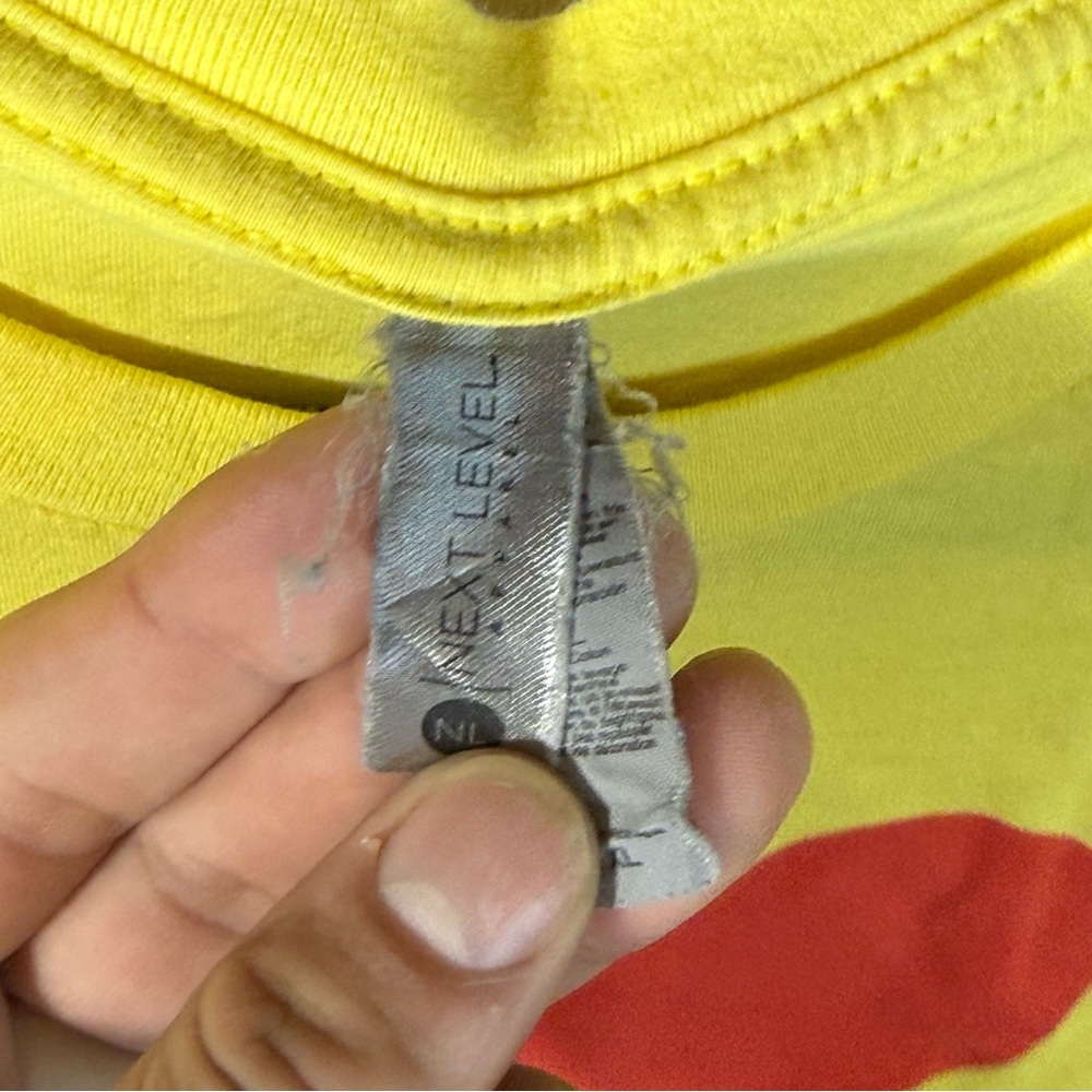 Lee Yellow Graphic Tee - Picture 5 of 6